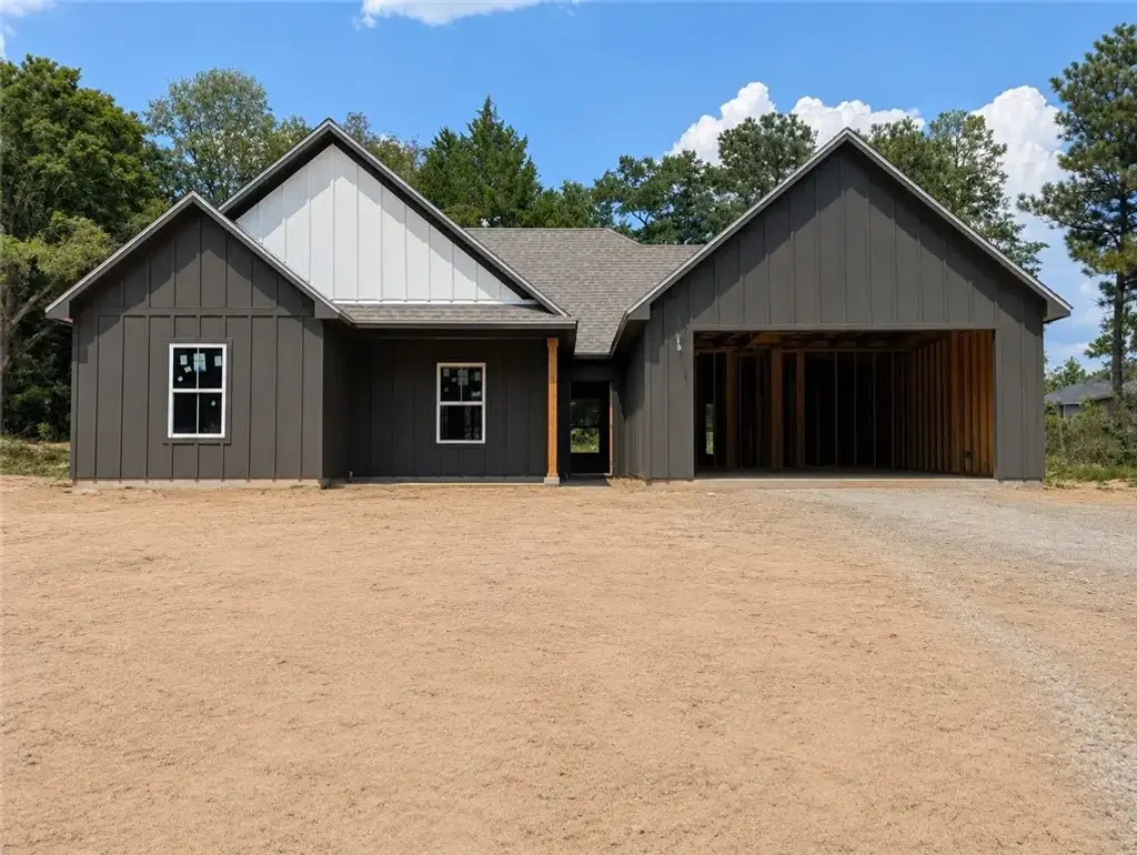 270 Lee Rd 209, Phenix City