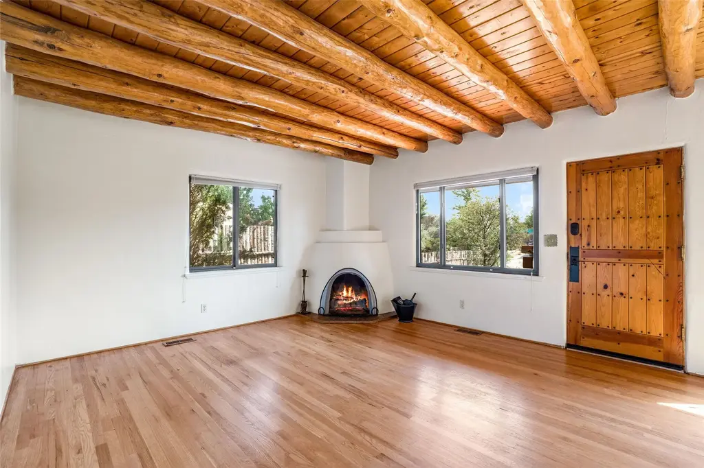 1361 Santa Rosa Drive, Santa Fe