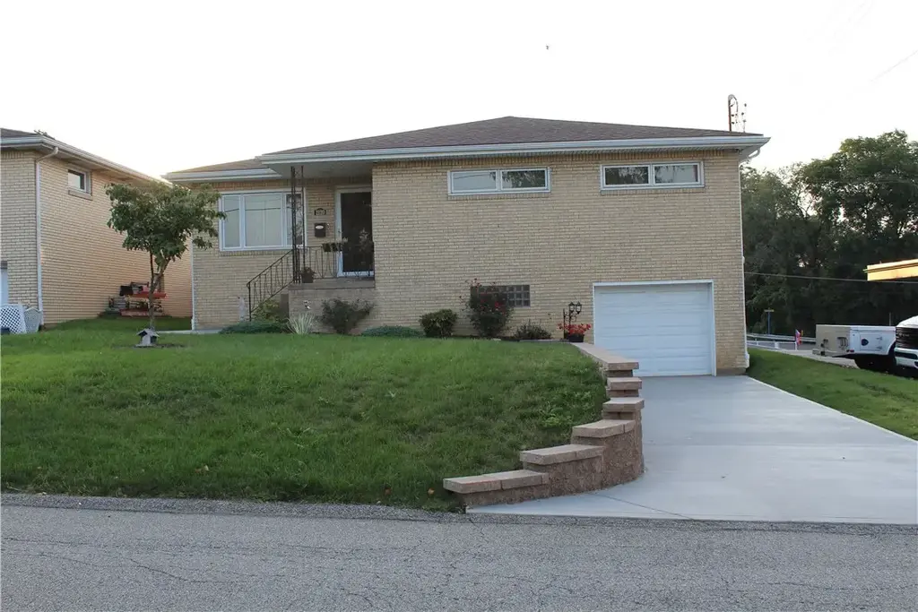 2120 Vermont Avenue , West Mifflin
