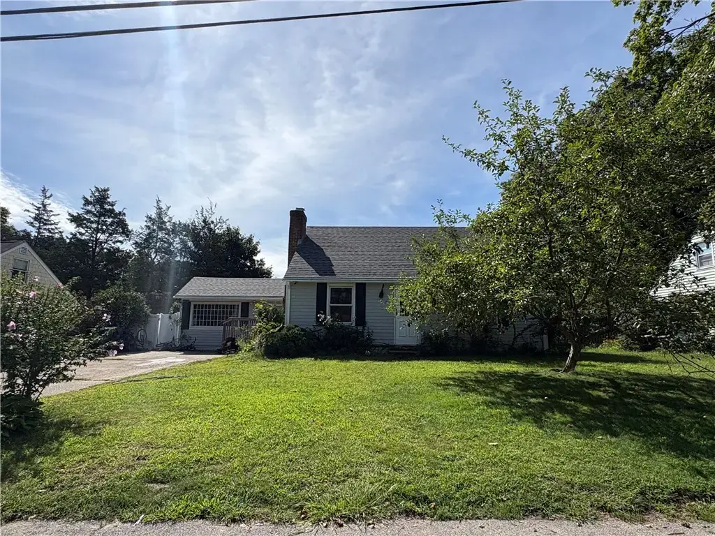 34 Lancaster Ave, Warwick