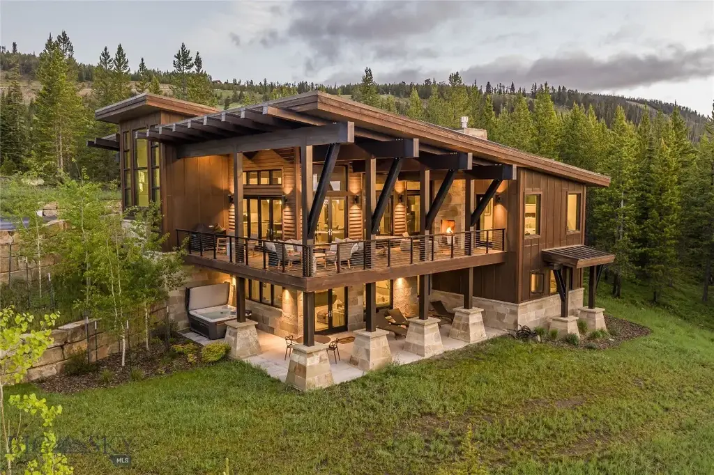 7 Yeti Ridge, Big Sky