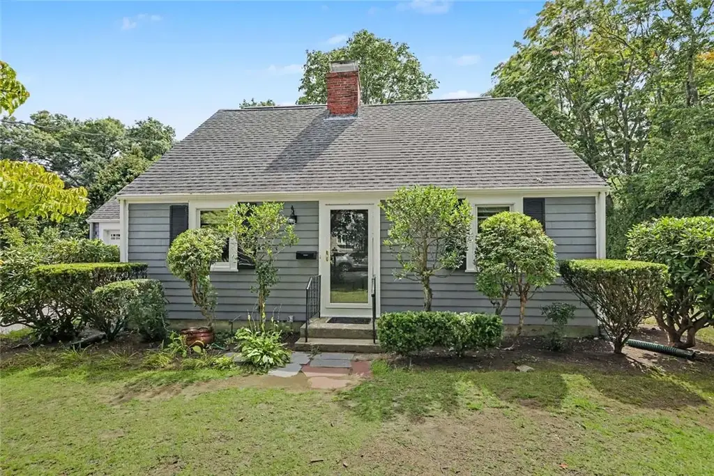 12 Elton Rd, Barrington
