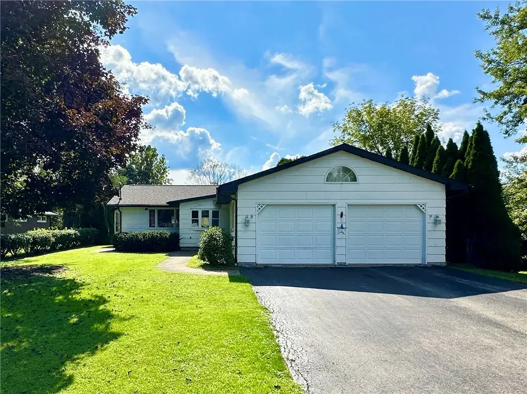 625 Rich Drive, Hickory