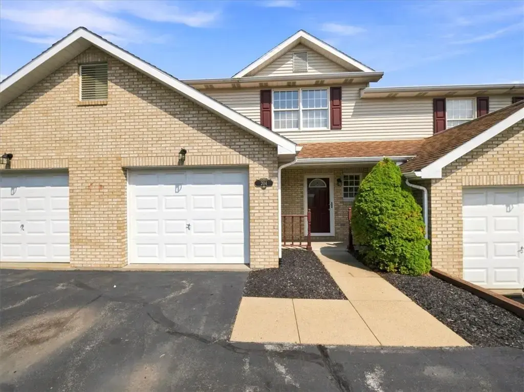 204 Stoneridge Boulevard , Twp of But NW