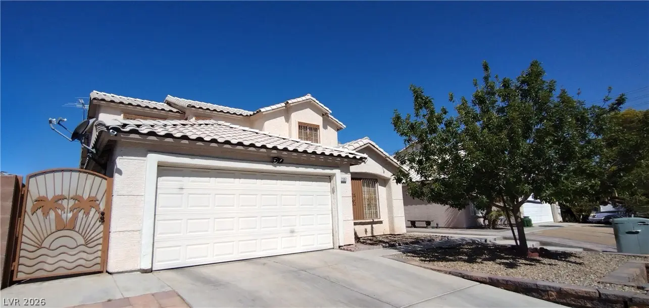 Photo of Listing #2815739