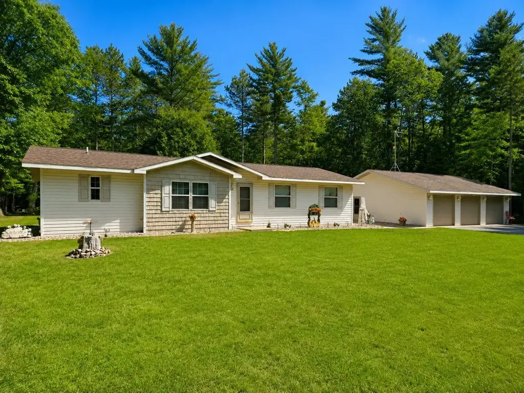 6278 Carlson Rd, Land O Lakes