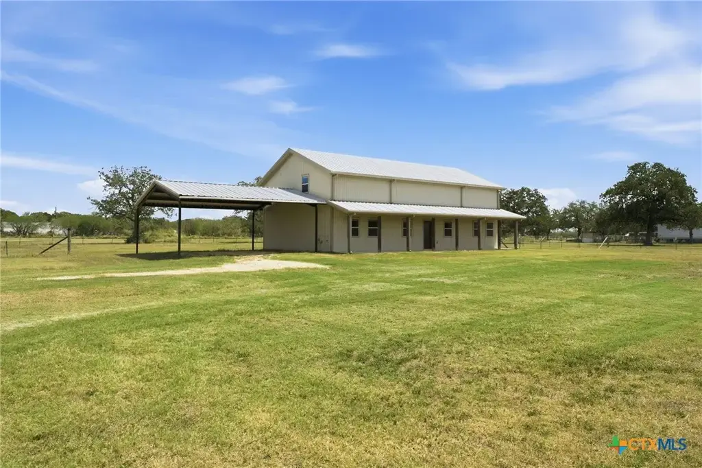 373 Cross Road, Kingsbury