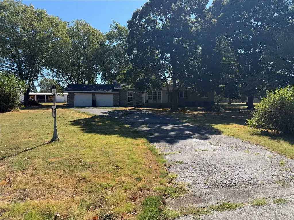 300 S Holmes Avenue, Wheaton