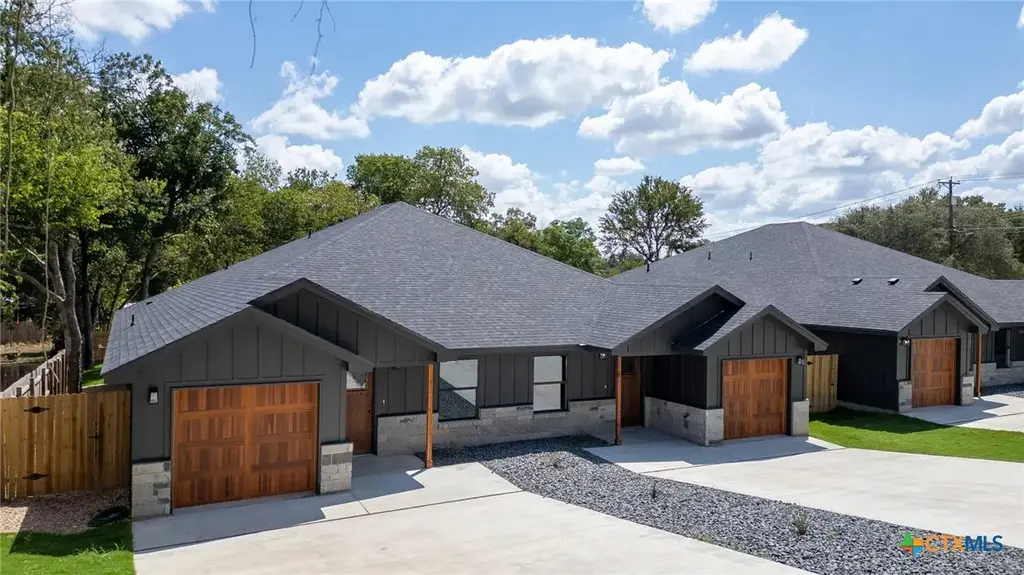 205 Boyles Street, Belton
