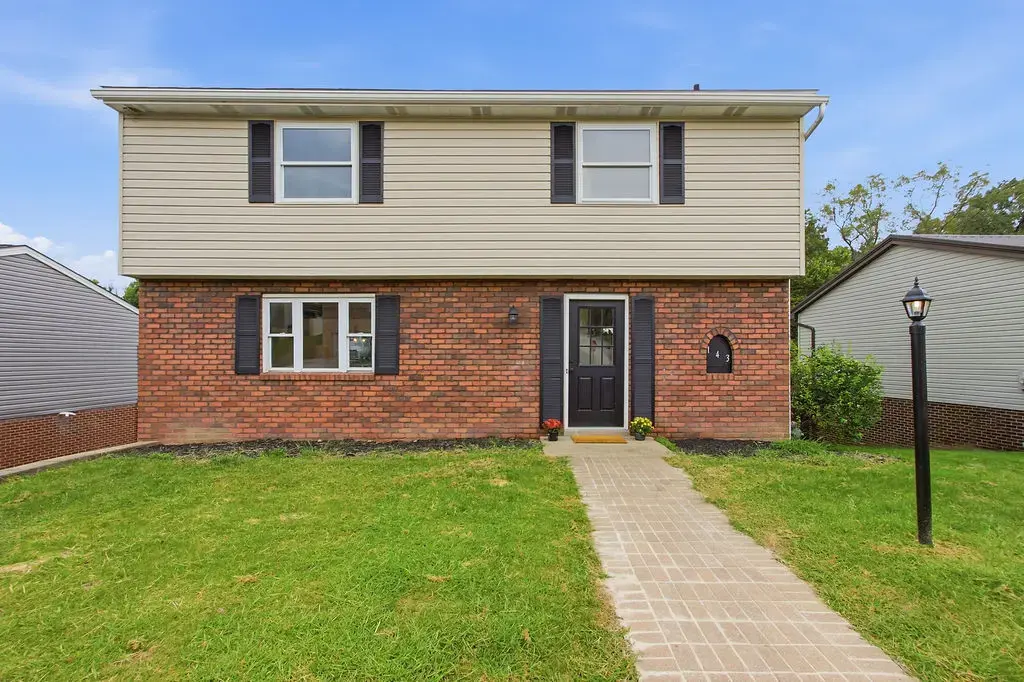143 Macbeth Drive, Lower Burrell