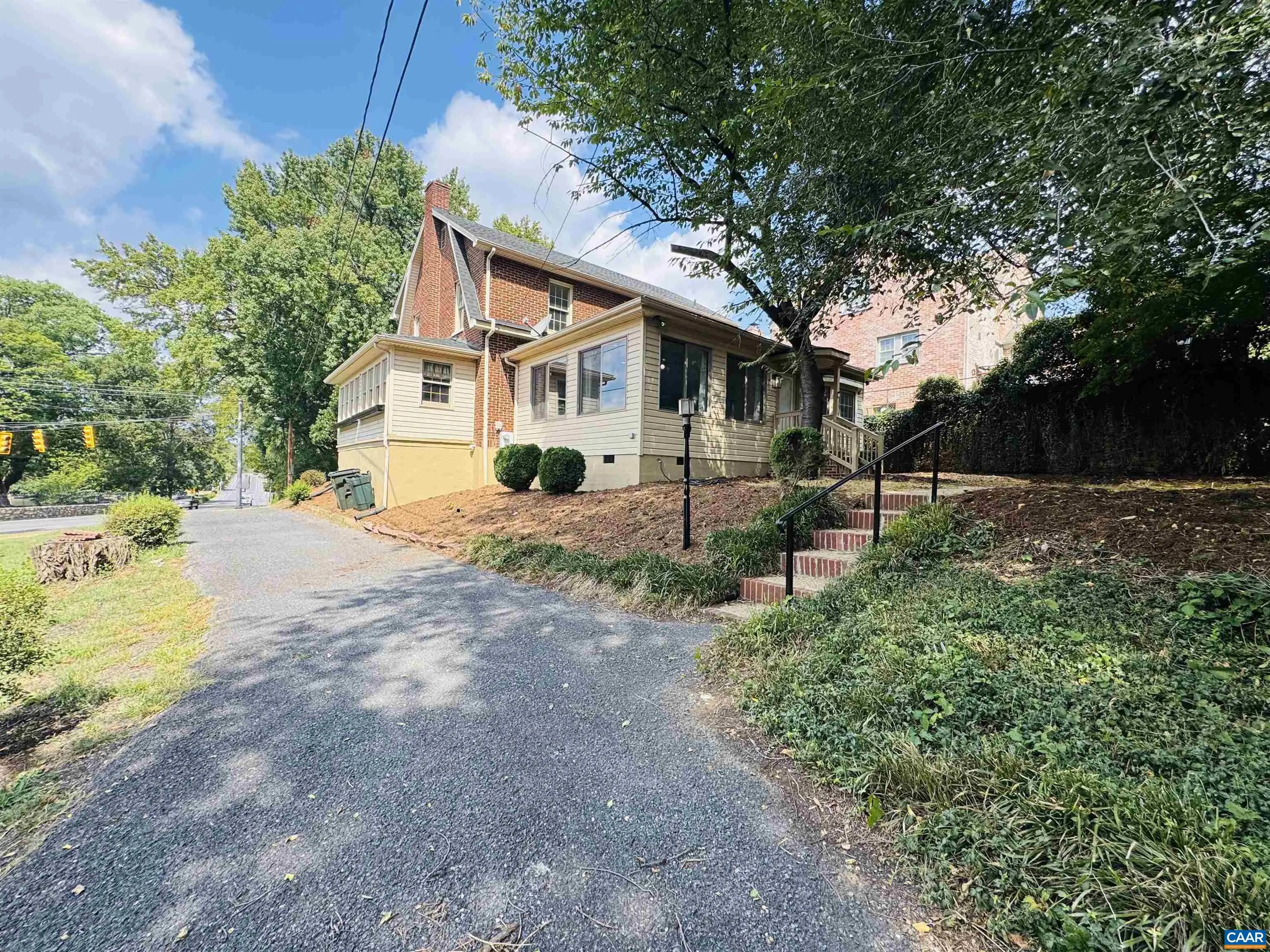 701 Donaghe St, Staunton