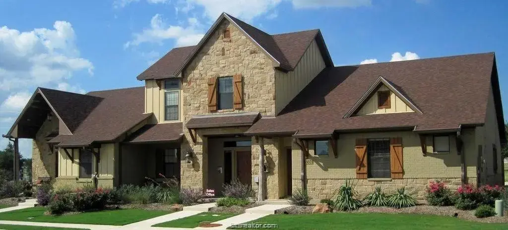 3300 Lieutenant Avenue, College Station