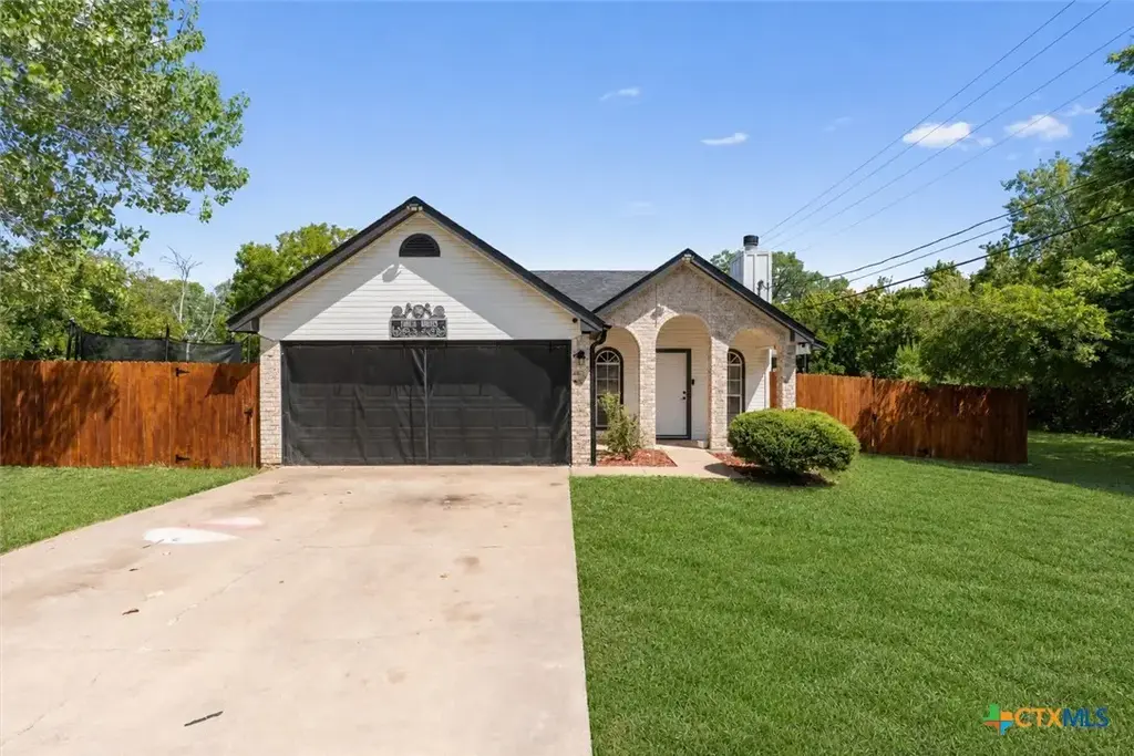 2506 Poppy Drive, Killeen