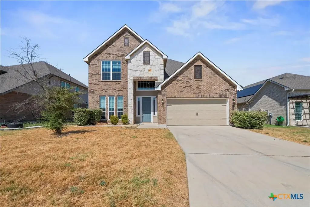 1906 Longmire Loop, Temple