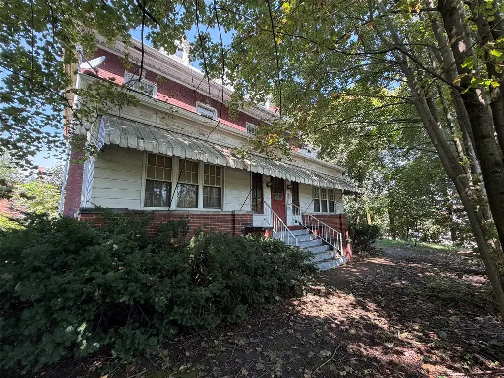 120 3rd Street , Beaver