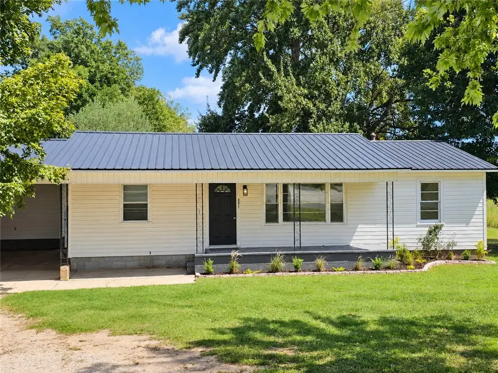 8677 S Hwy 7, Harrison