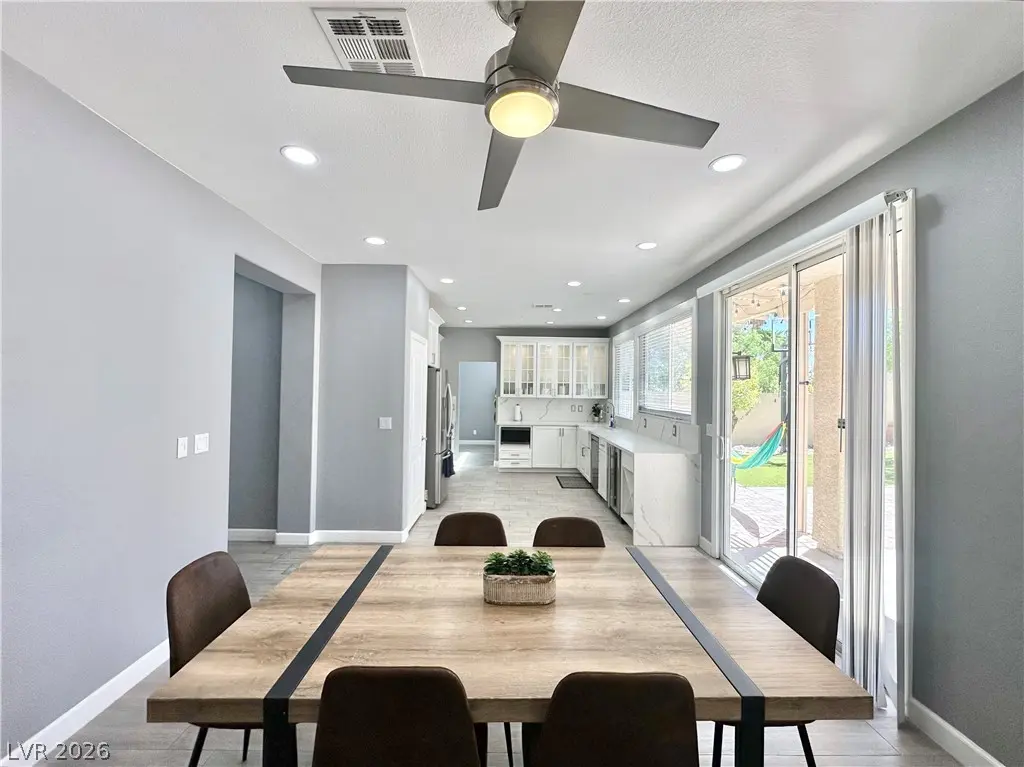 9701 Ann Arbor Lane, Las Vegas