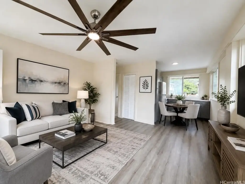 726 Kihapai Place, Kailua