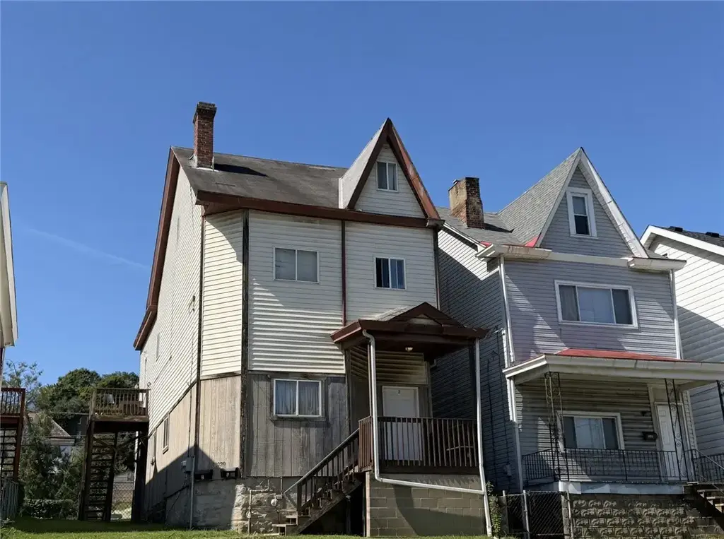 1029 Chartiers Avenue , Elliott