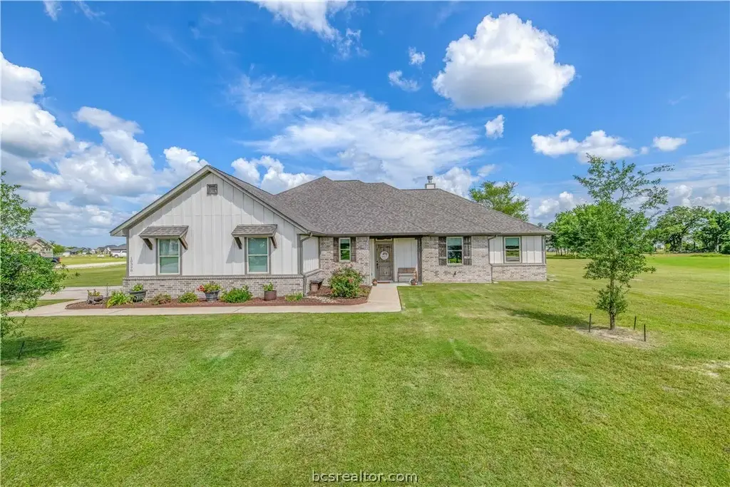 10398 Bourbon Lane, Bryan