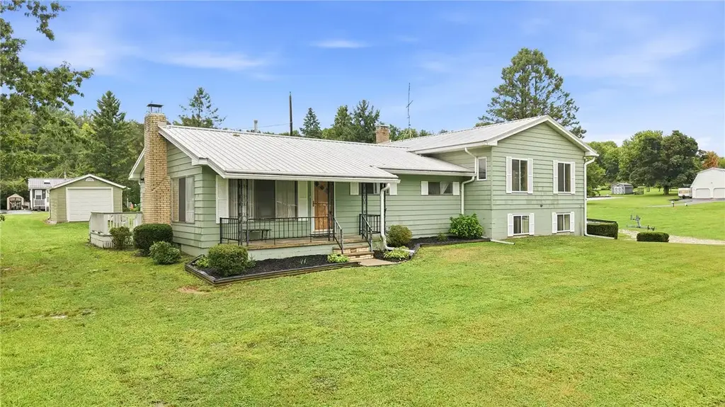 1114 Fairlawn Lane , Espyville