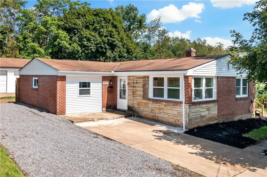 3033 Fairway Drive , New Kensington