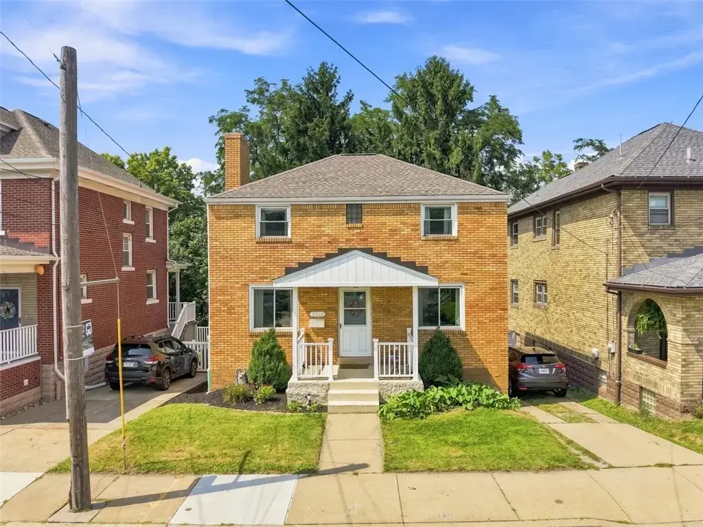 2332 Pioneer Avenue , Brookline