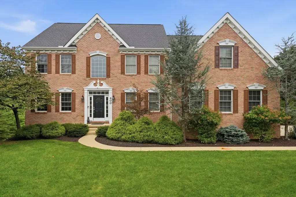 400 Hidden Meadow Drive, Cranberry