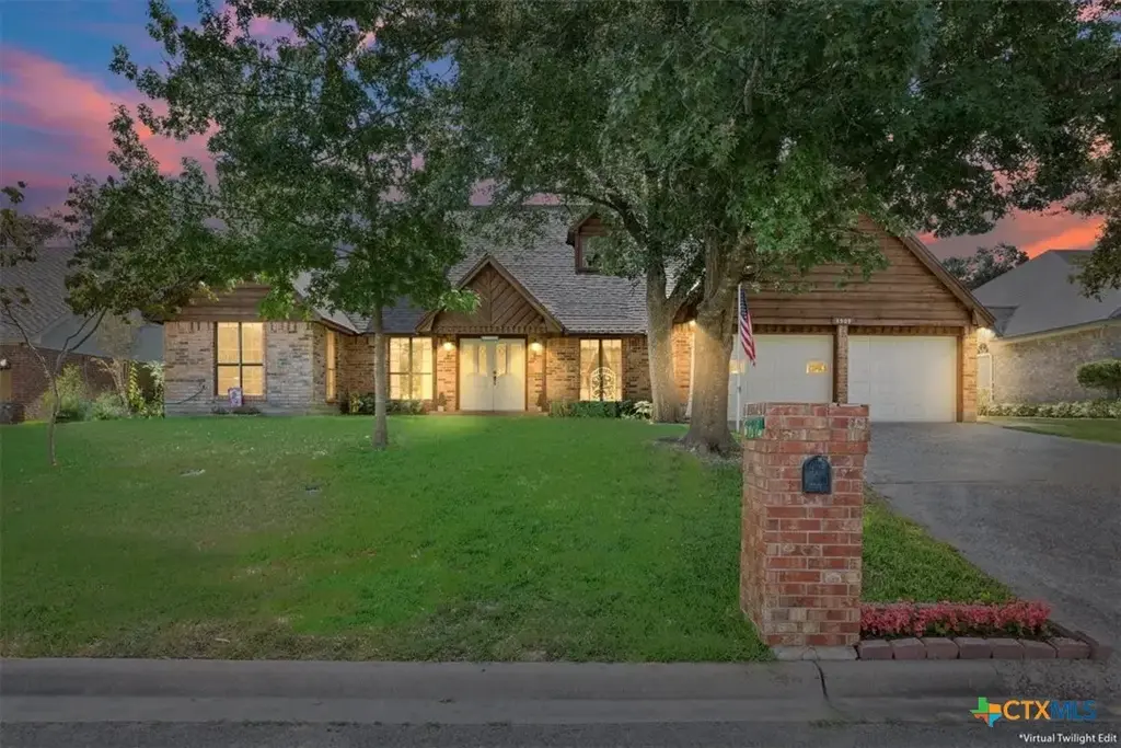 3509 Grizzly Bear Trail, Temple