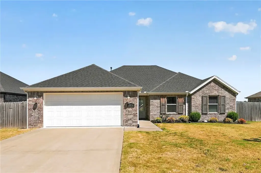 7656 W Longspur Avenue, Springdale