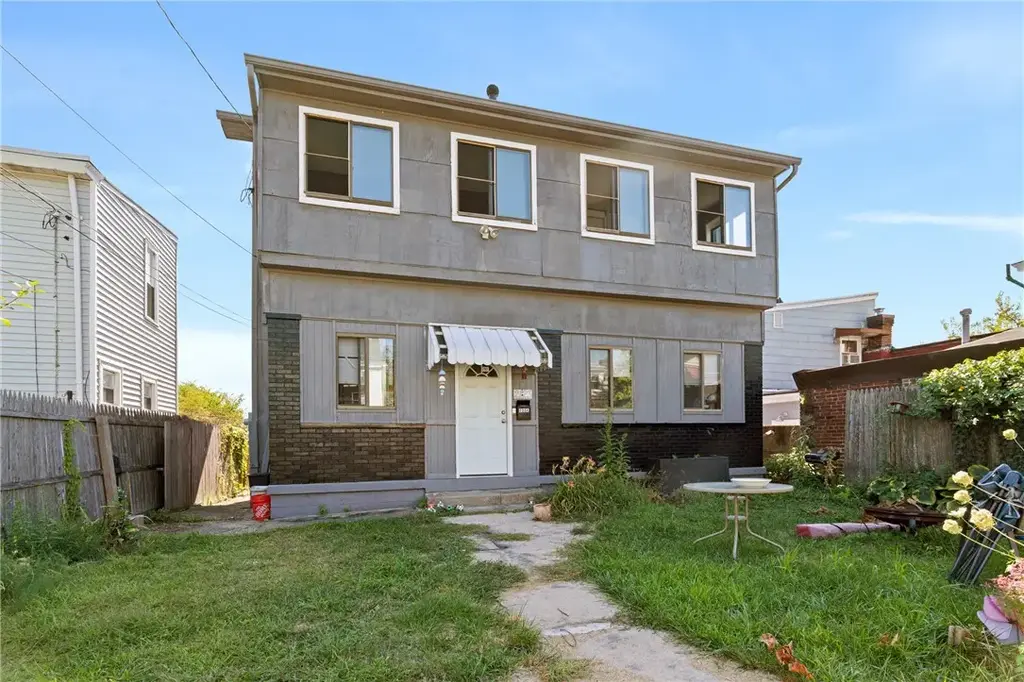 2123 Lautner Street , Troy Hill