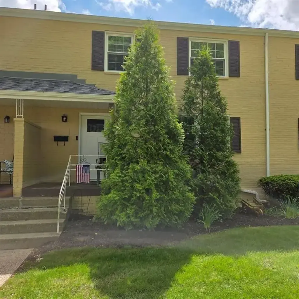 102 Raleigh Court , Ross
