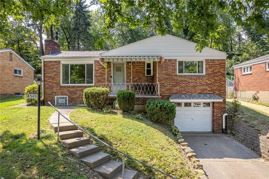 4549 Gates Drive , Munhall