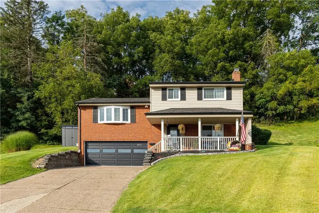 4913 Seneca, West Mifflin