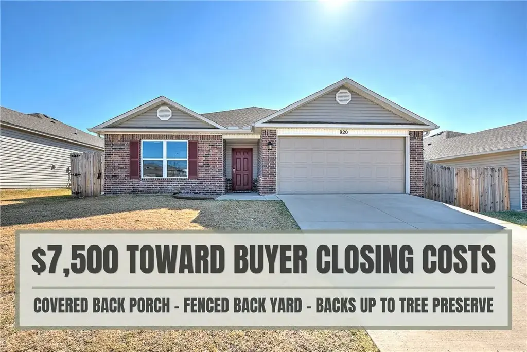 920 S Brambling Lane, Fayetteville