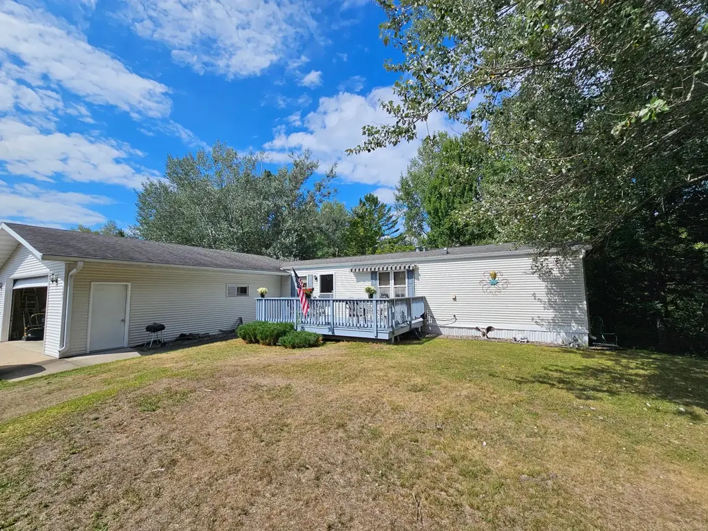 183 Edgewater Ct # 183, Rhinelander