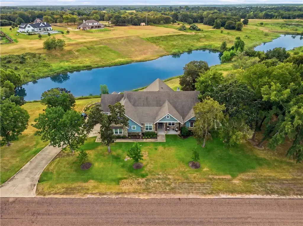 7251 River Ridge Drive, College Station