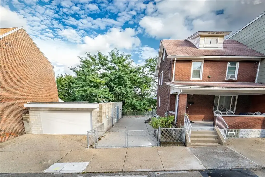 3231 Dobson Street , Polish Hill