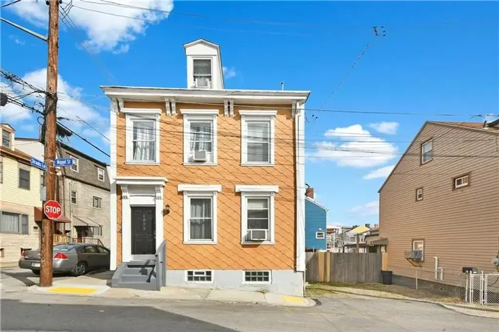 2003-2005 Straubs Lane , Troy Hill