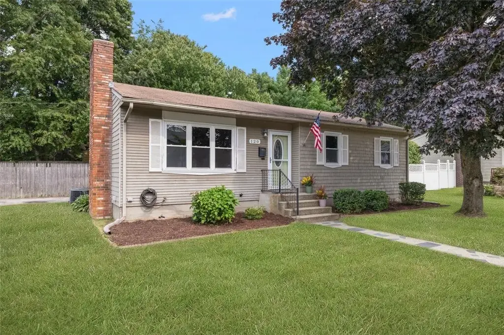 120 Tampa St, West Warwick