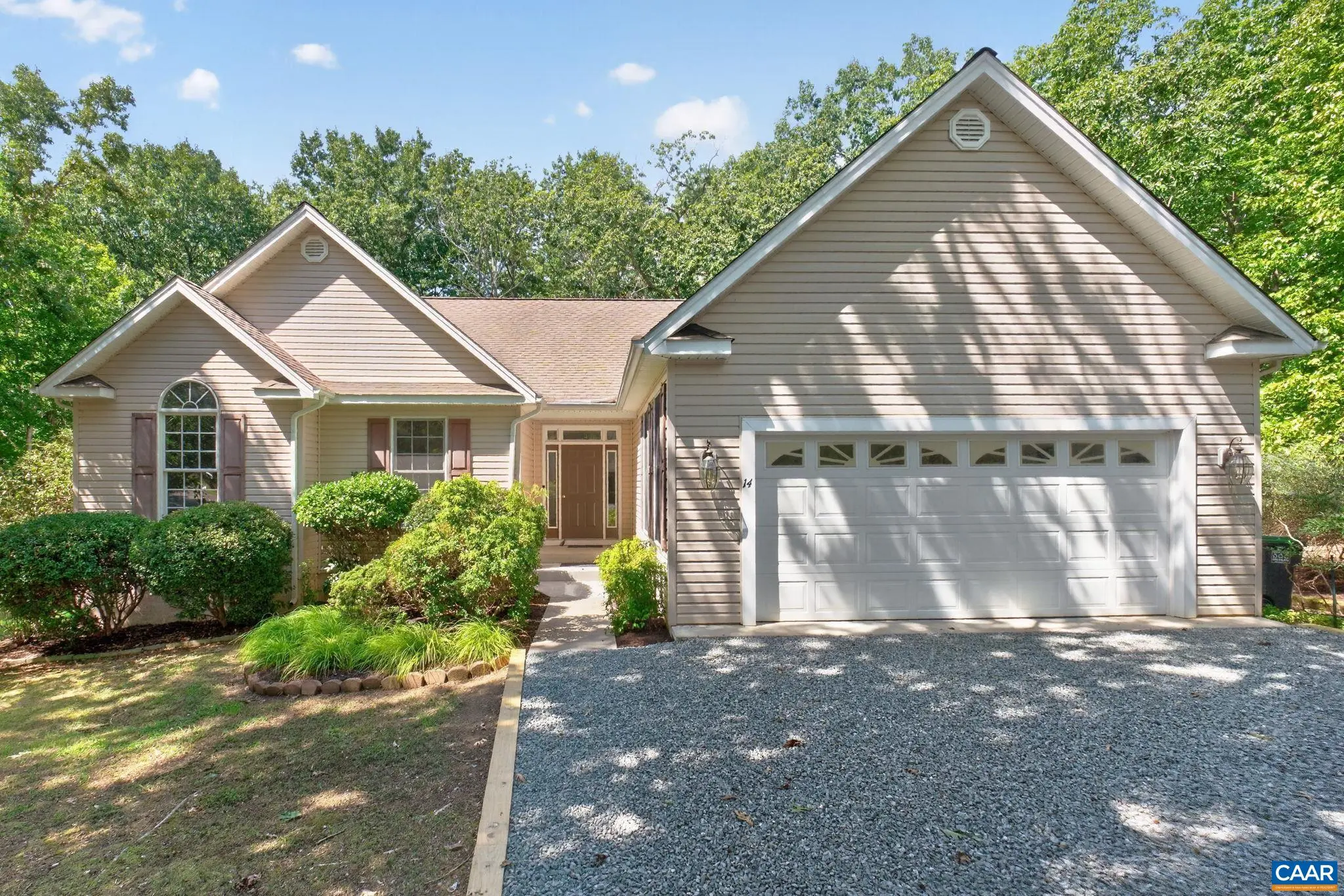 14 Cliftwood Rd, Palmyra