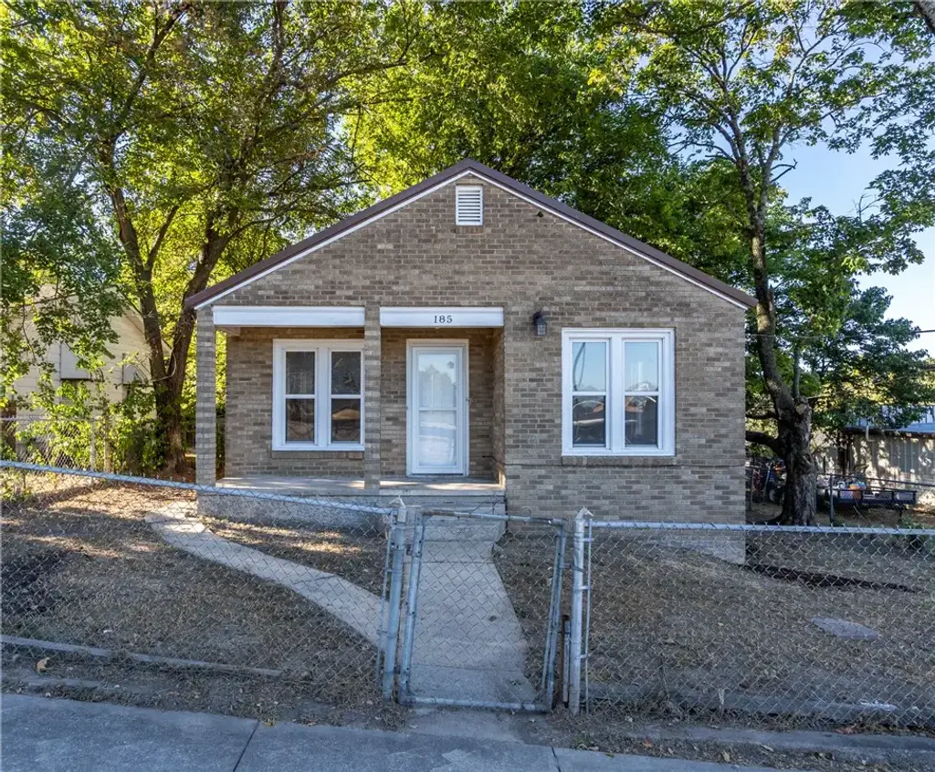 185 E Roller Avenue, Decatur
