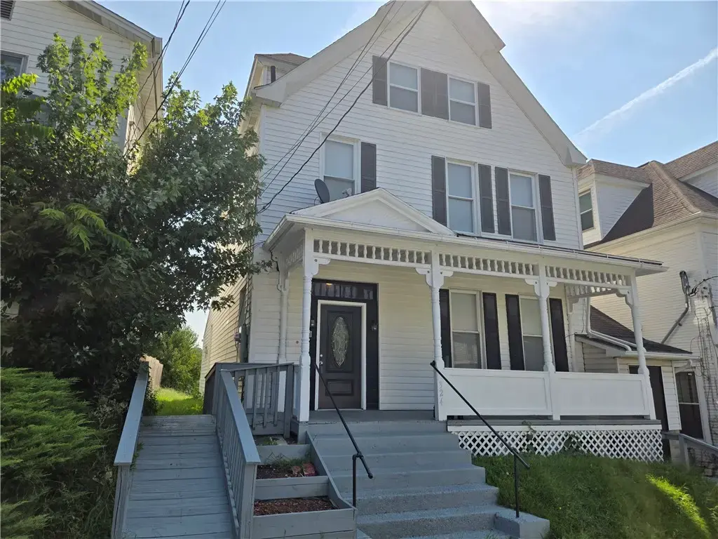 324 Washington Street , Waynsbrg/Frankln