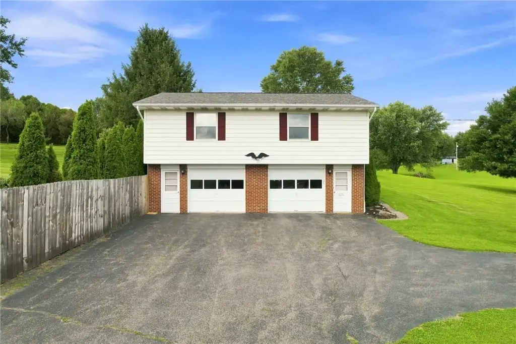 1242-1244 Butler Road , East Franklin