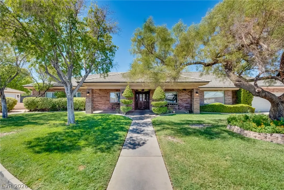 8885 Hickam Avenue, Las Vegas