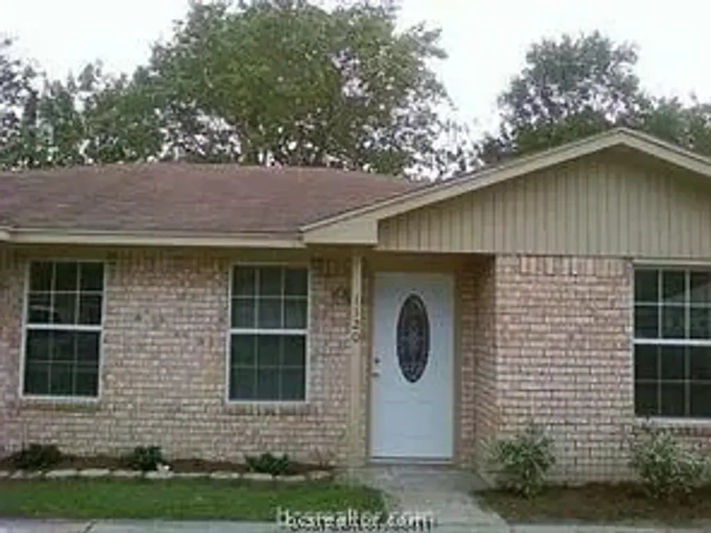 1126 Georgia, College Station