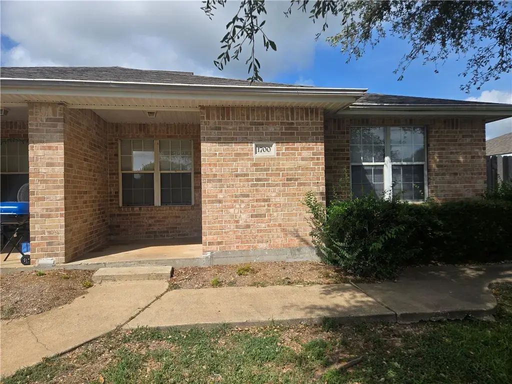 1700 S Dexter Drive, College Station
