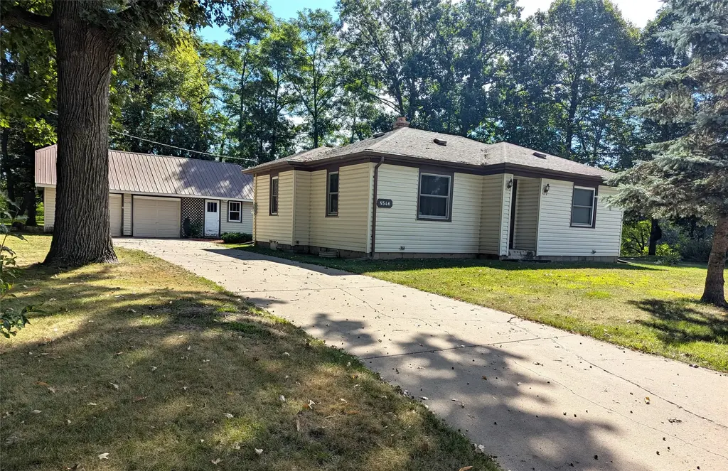 N546 W 2nd Street, Sheldon