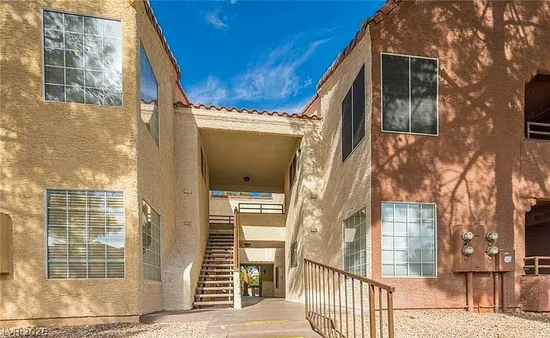 2200 S Fort Apache Road 1212, Las Vegas