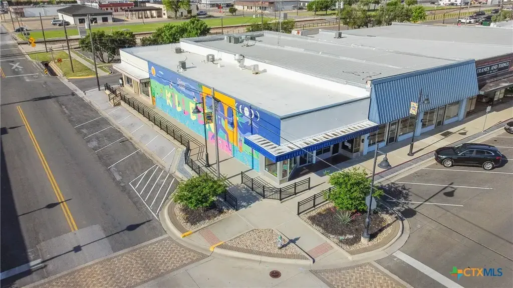 334 E Avenue D, Killeen